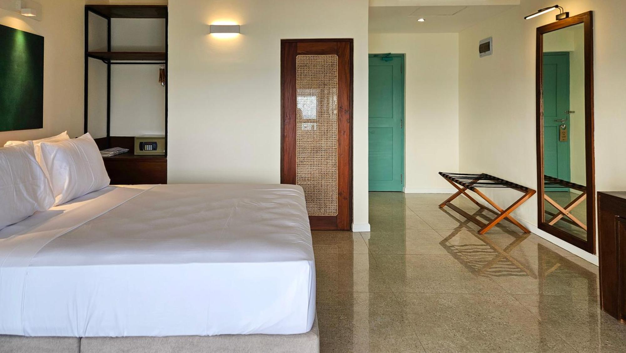 The South - Beach & Lake Ahangama Koggala Exterior photo